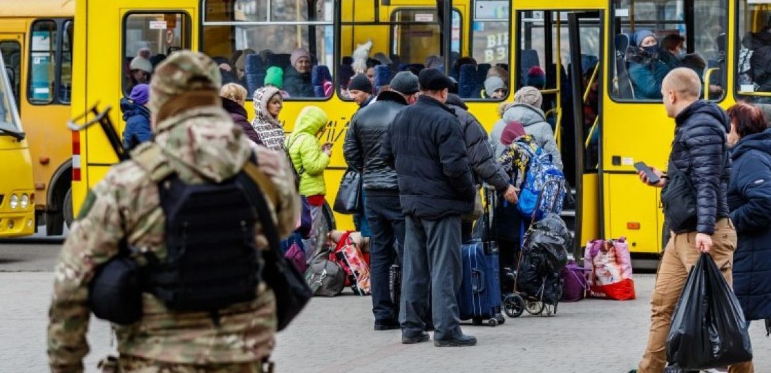Як уникнути поширення інфекційних хвороб у місцях перебування переселенців і біженців Як уникнути поширення інфекційних хвороб у місцях перебування переселенців і біженців